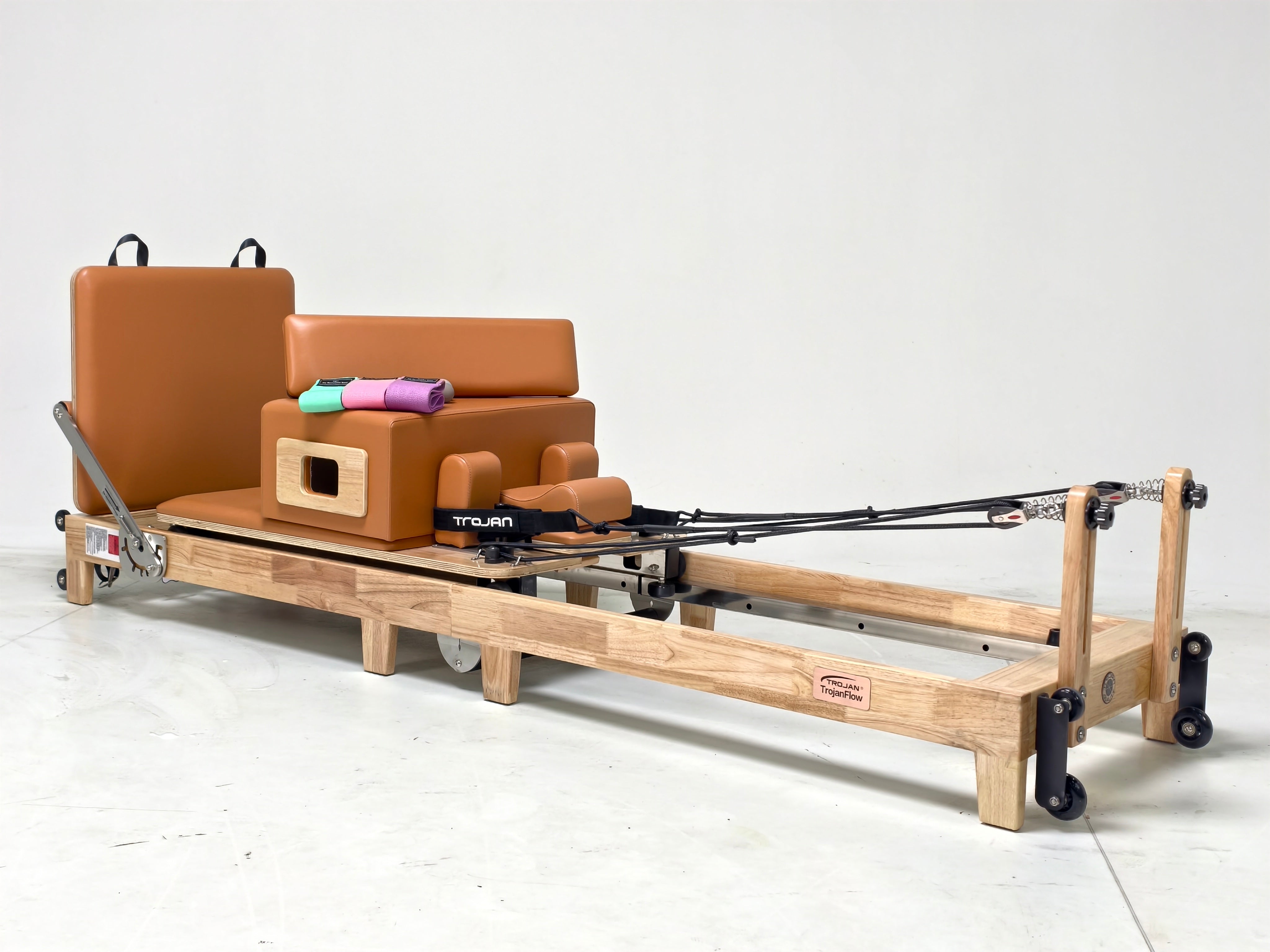 OAKELITE COLLECTION – The Ultimate Home Gym Experience