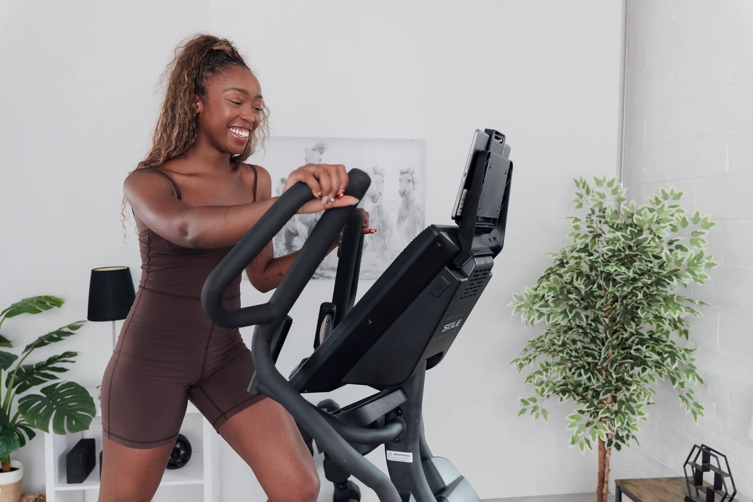 SOLE E95 Elliptical 13.3″ Touchscreen