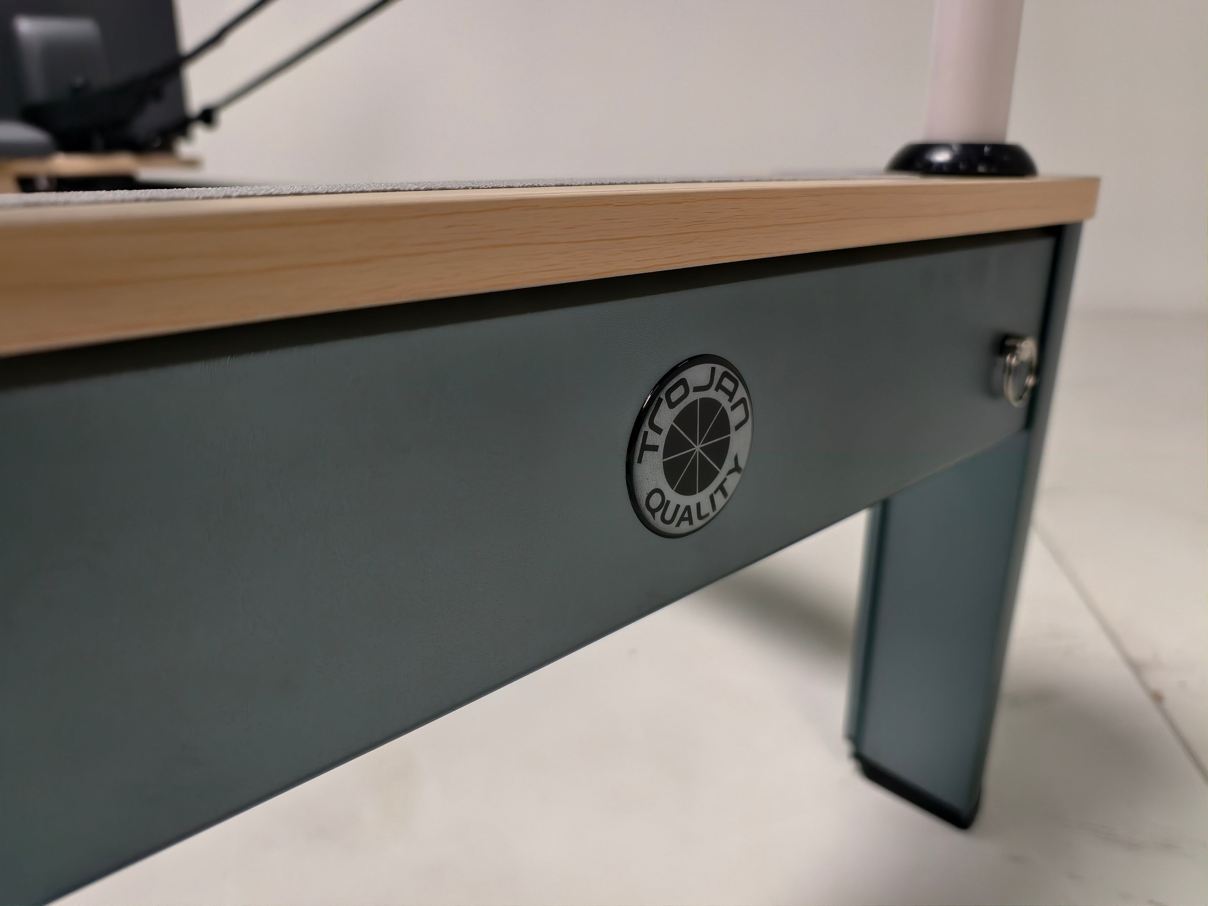 Trojan StudioPR Titanium Aluminium Reformer Inc Box & Jump Board