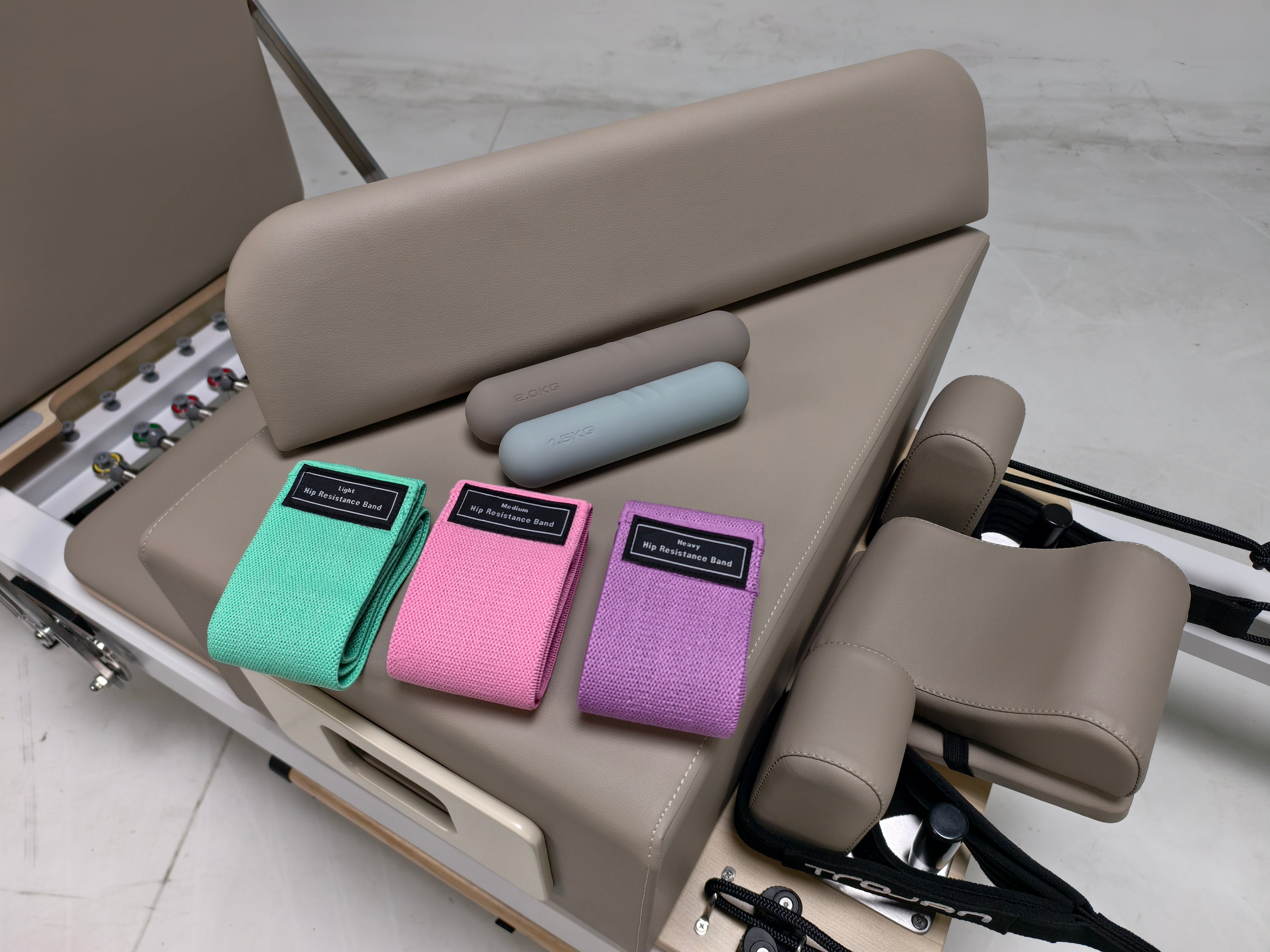 Trojan StudioPR Beije Aluminium Reformer Inc Box & Jump Board