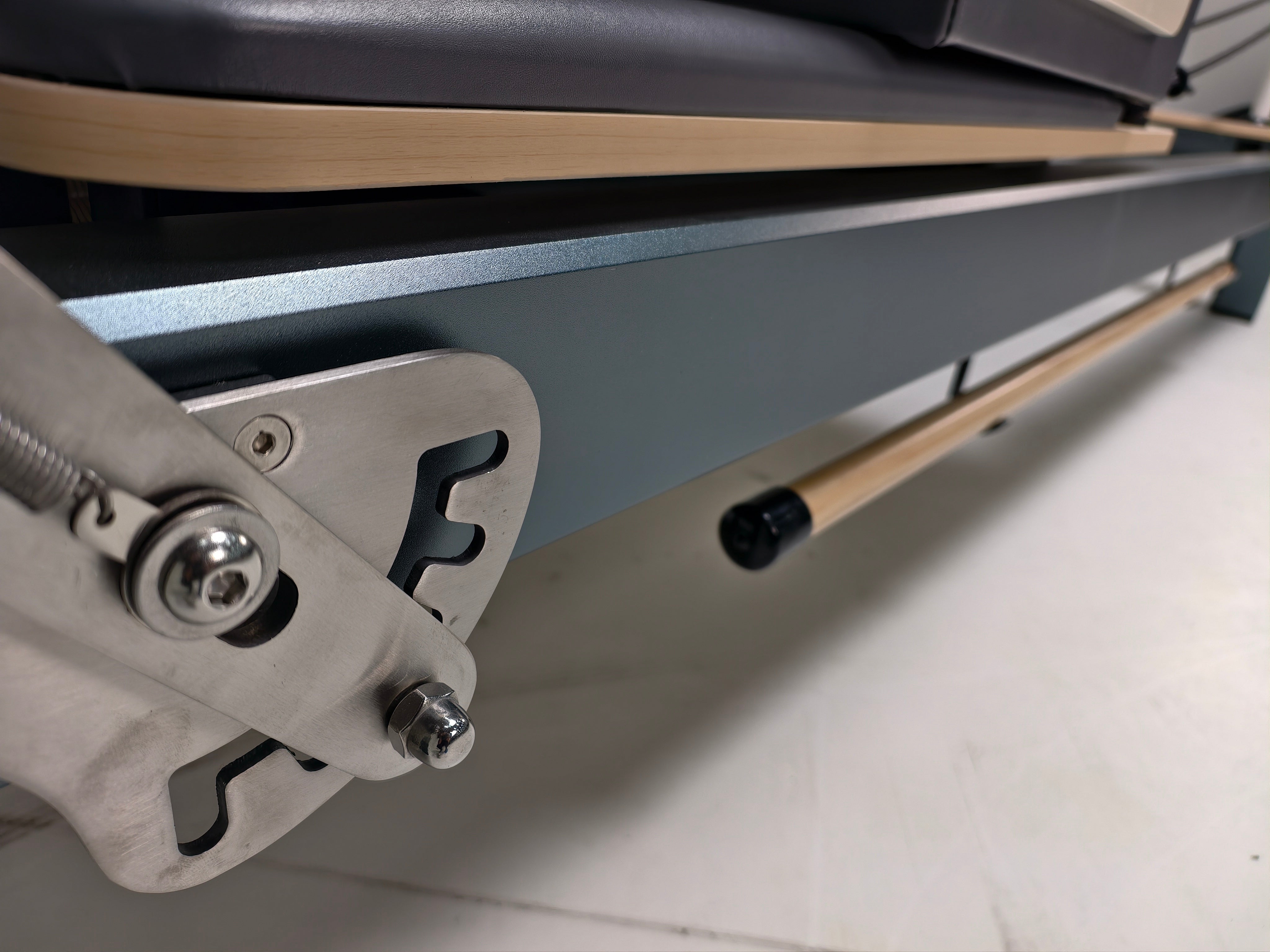 Trojan StudioPR Titanium Aluminium Reformer Inc Box & Jump Board