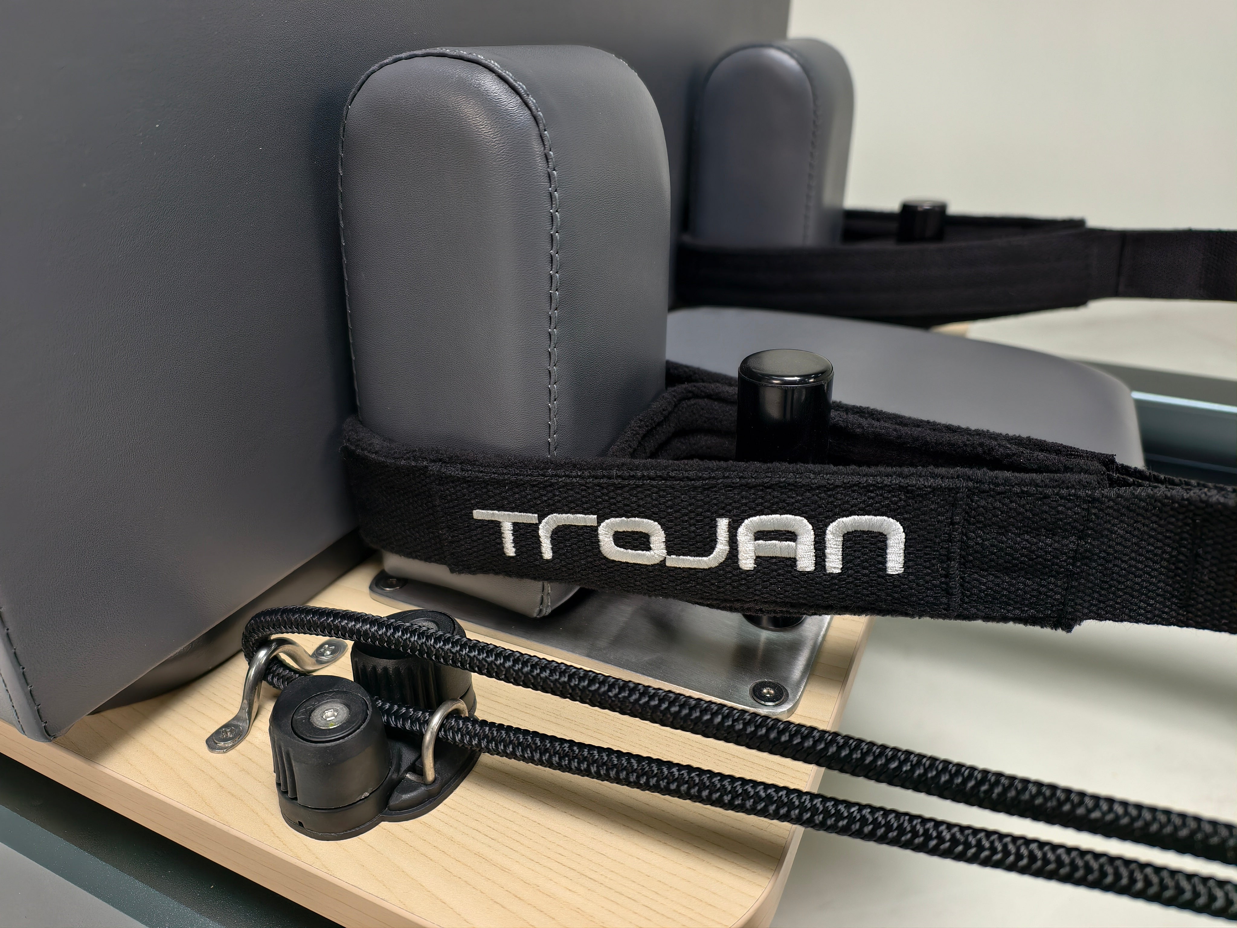 Trojan StudioPR Titanium Aluminium Reformer Inc Box & Jump Board