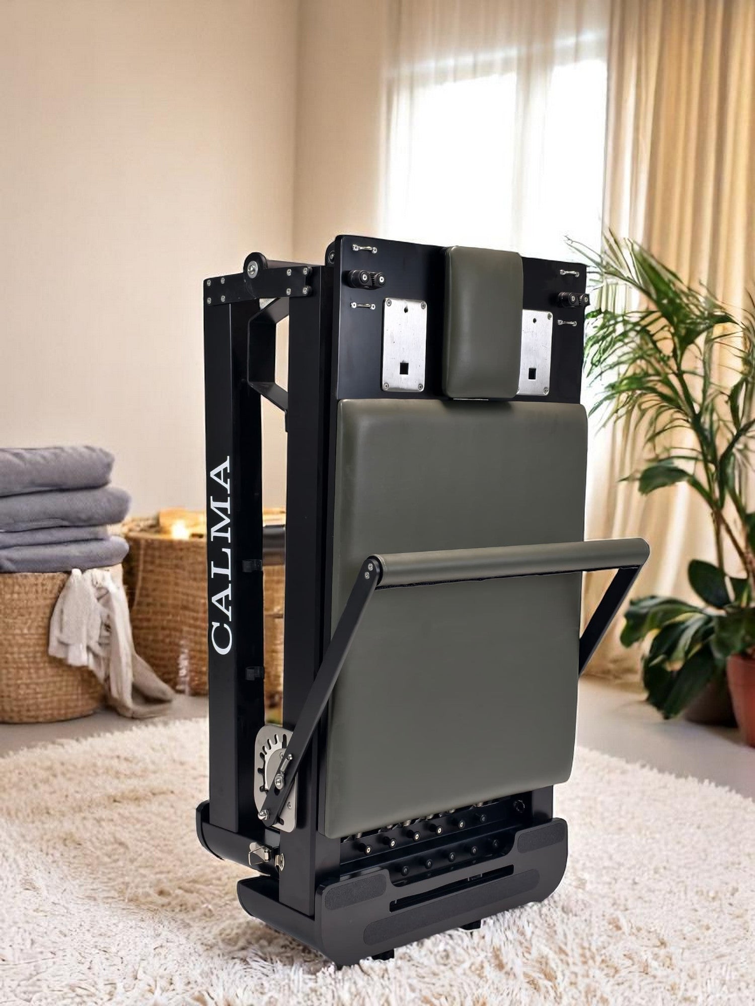 Trojan " Calma " GREEN Folding Aluminium Reformer Inc Box & Jump Board * NEW *