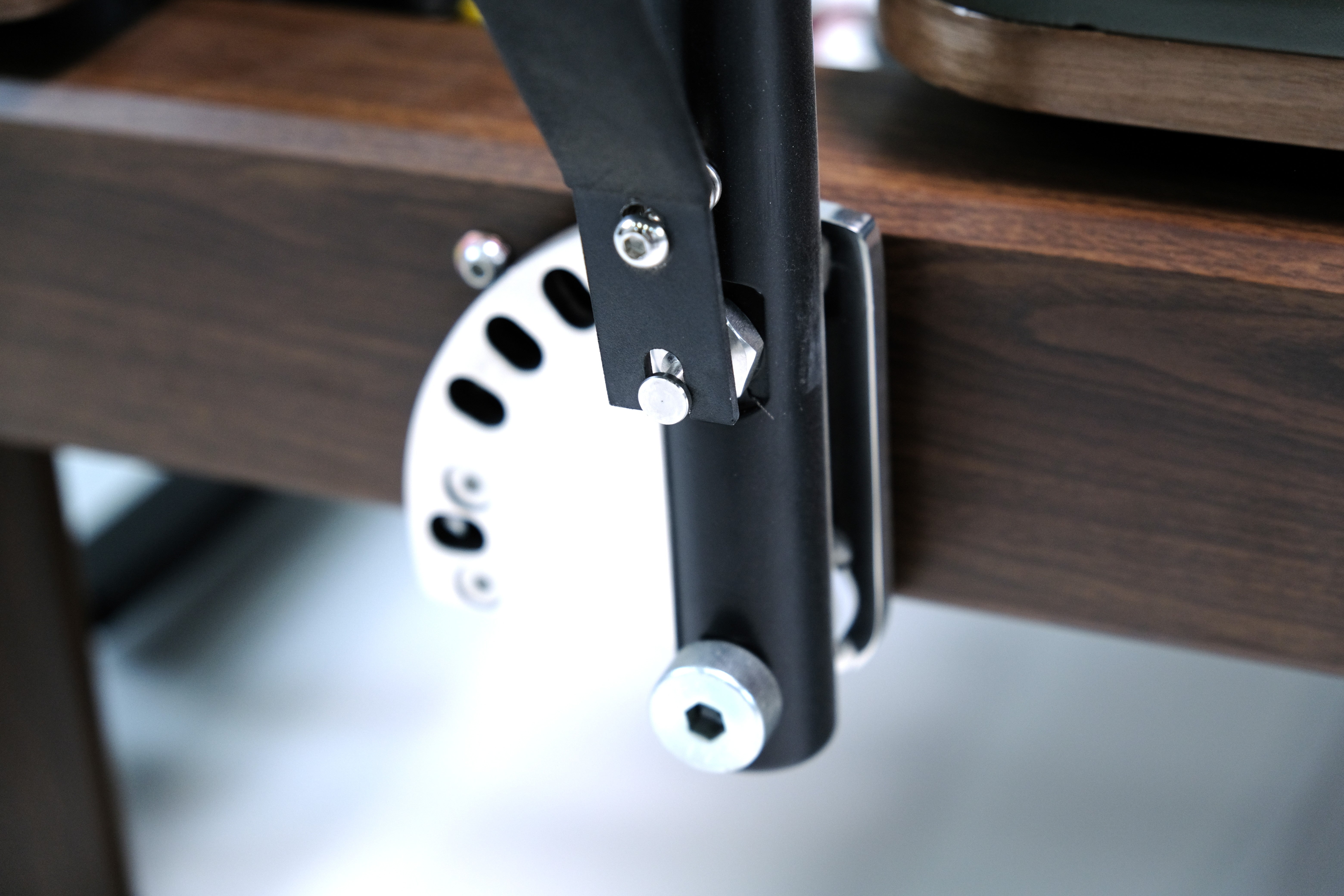 Studio AURALIS Aluminum Green Pilates Reformer – Special Edition