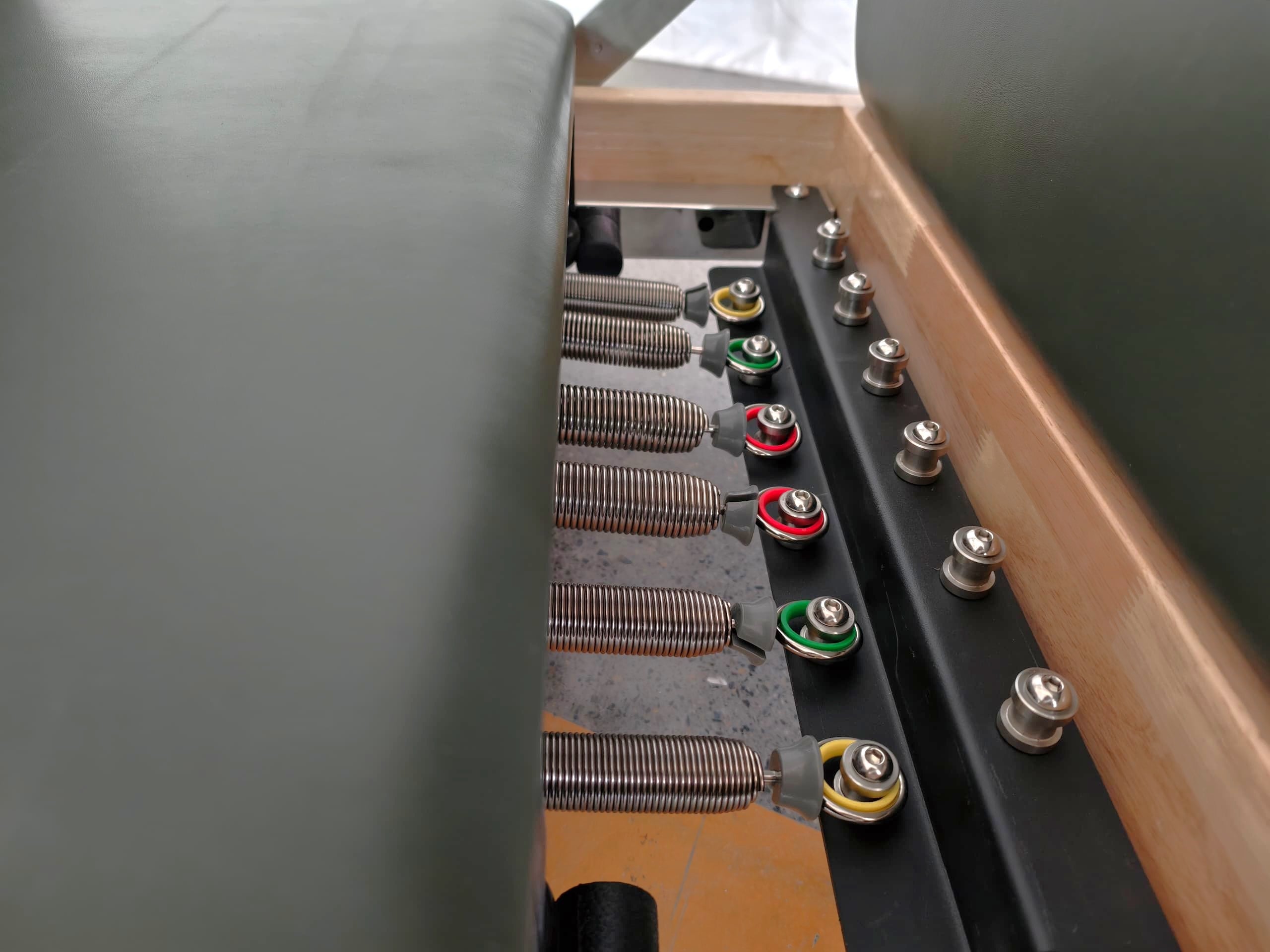 Trojan TERRA GREEN Oak Folding Reformer Inc Box & Jump Board * NEW *