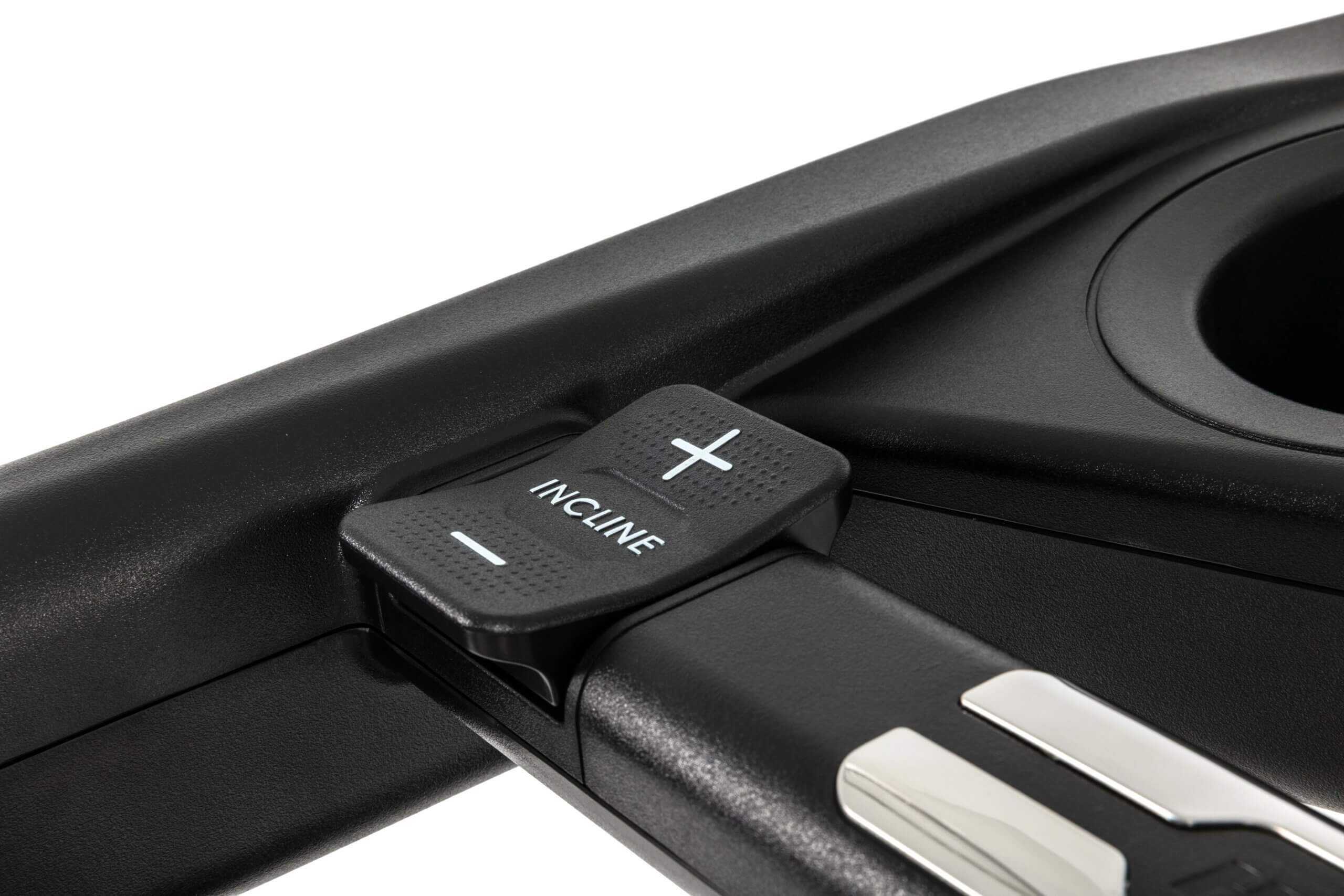 SOLE F85 Treadmill | 15.6″ Touchscreen | 4 HP