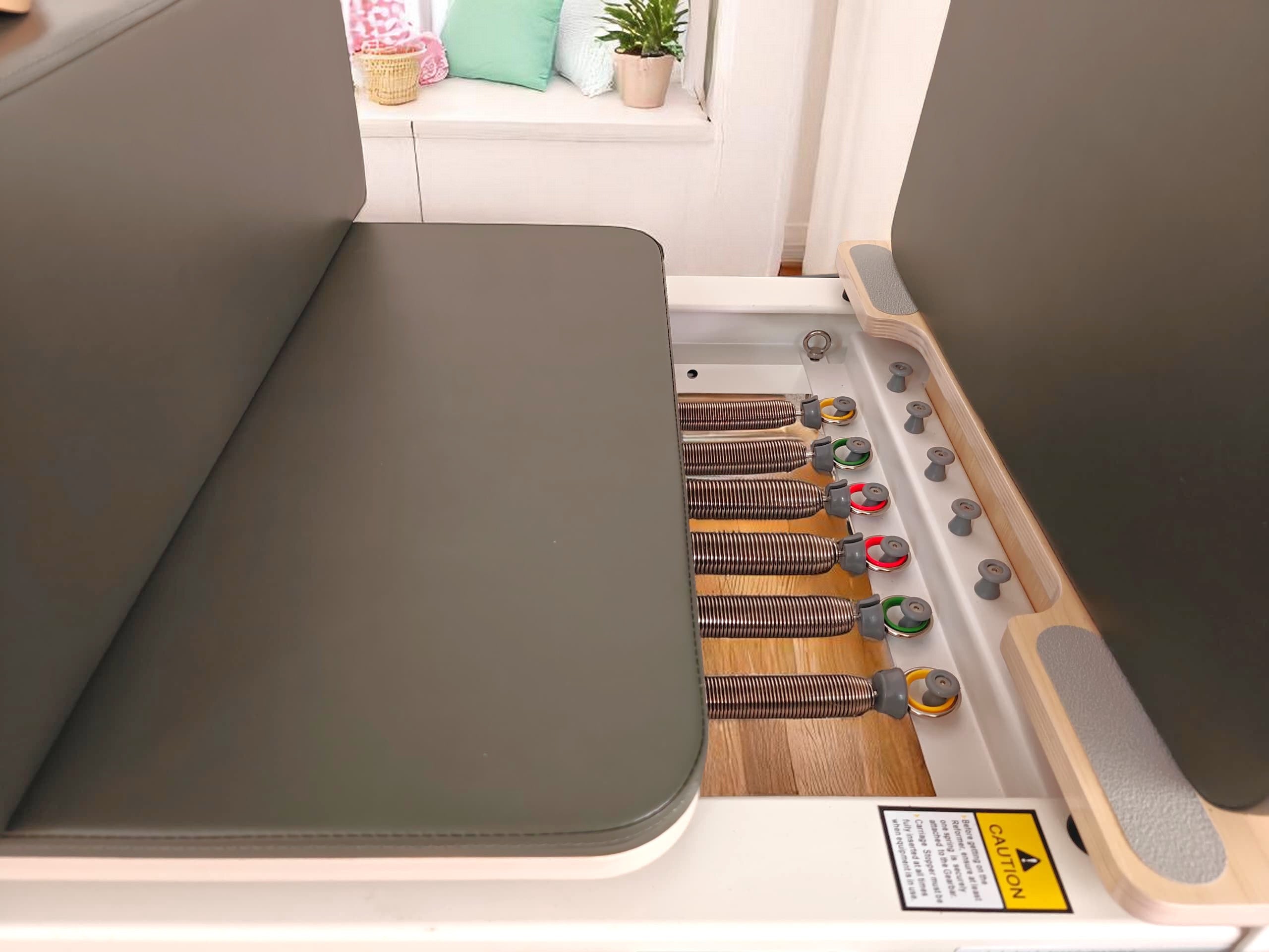 Trojan Green Studio MAX Aluminium Reformer Inc Box & Jump Board