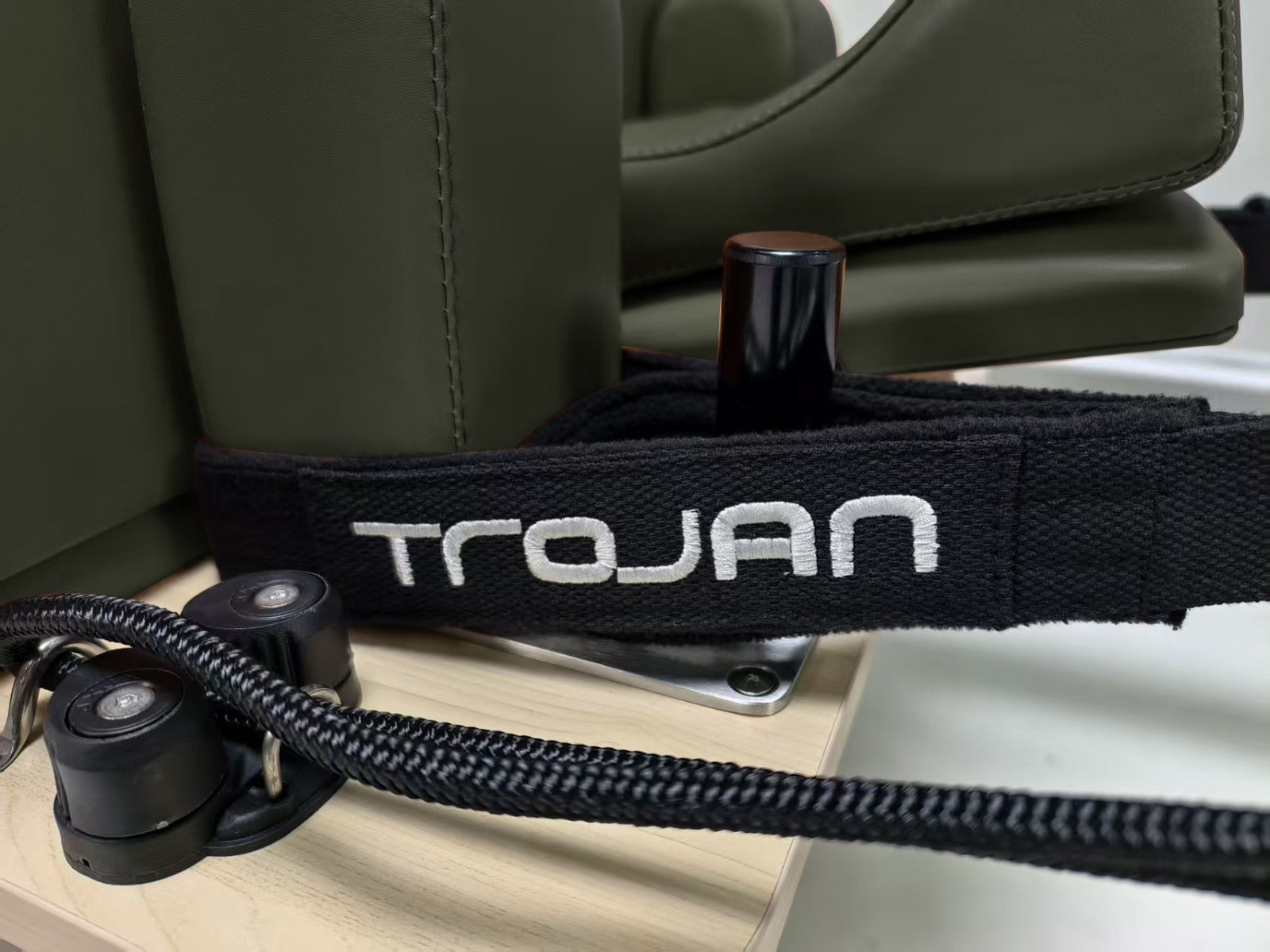 Trojan StudioPR Green Aluminium Reformer Inc Box & Jump Board