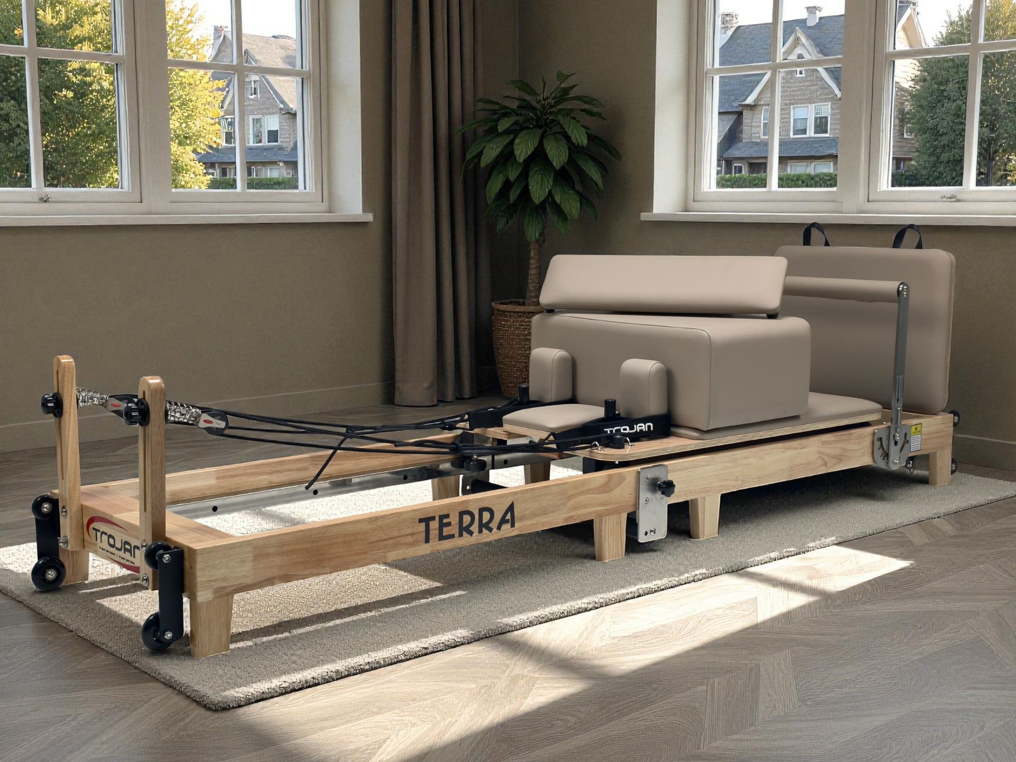 Trojan TERRA Beije Oak Folding Reformer Inc Box & Jump Board