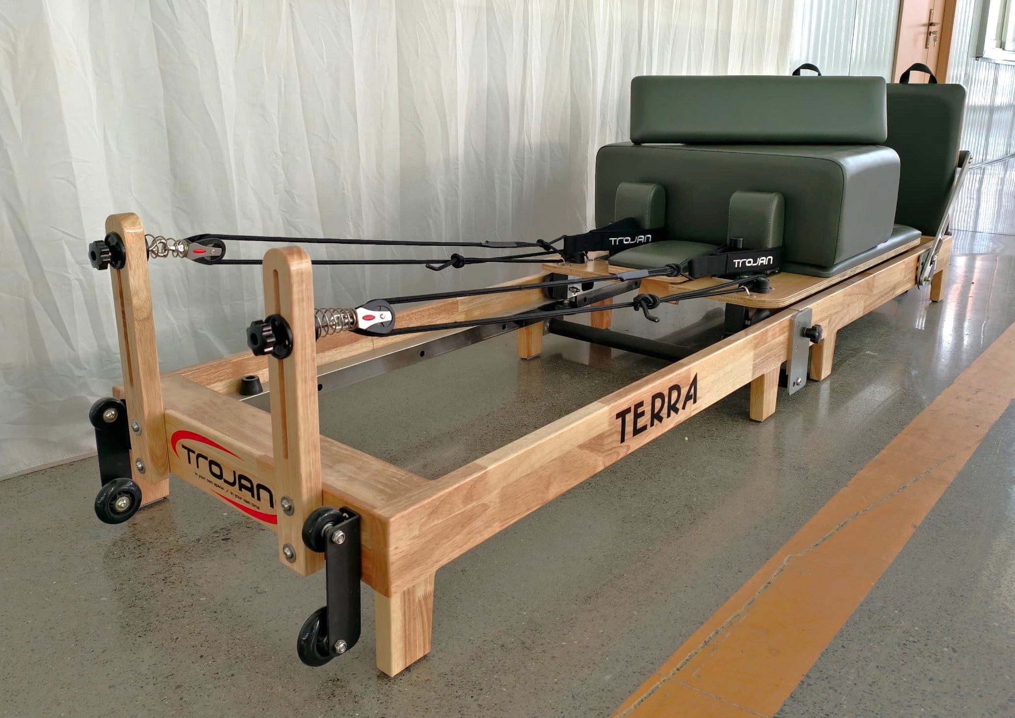 OAKELITE COLLECTION – The Ultimate Home Gym Experience