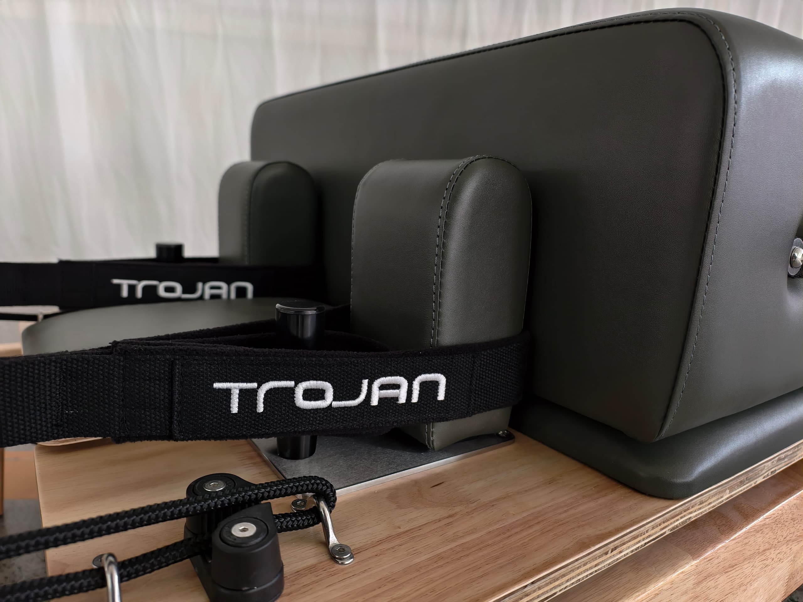 OAKELITE COLLECTION – The Ultimate Home Gym Experience