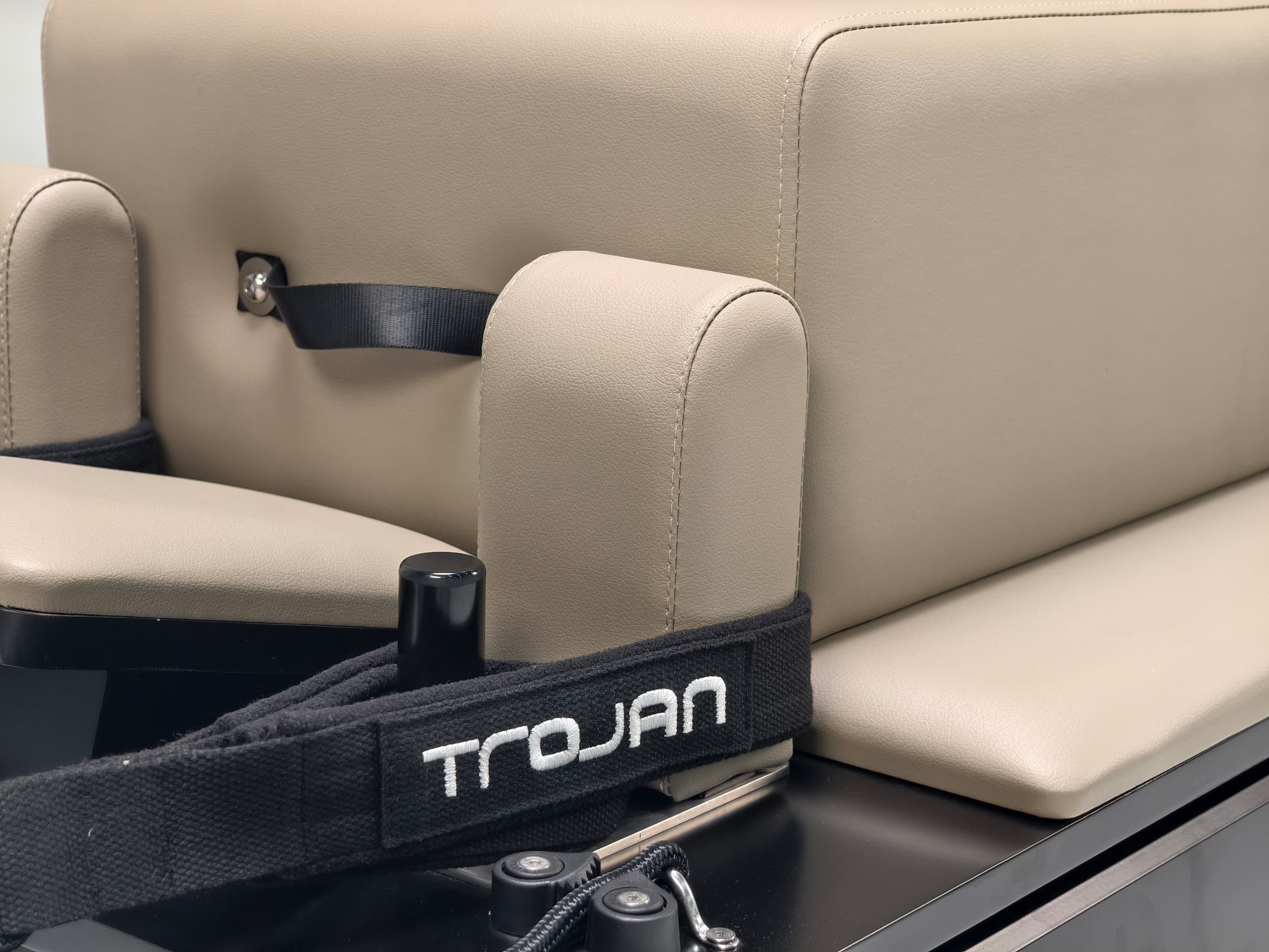 Trojan " Calma " BEIJE Folding Aluminium Reformer Inc Box & Jump Board * NEW *