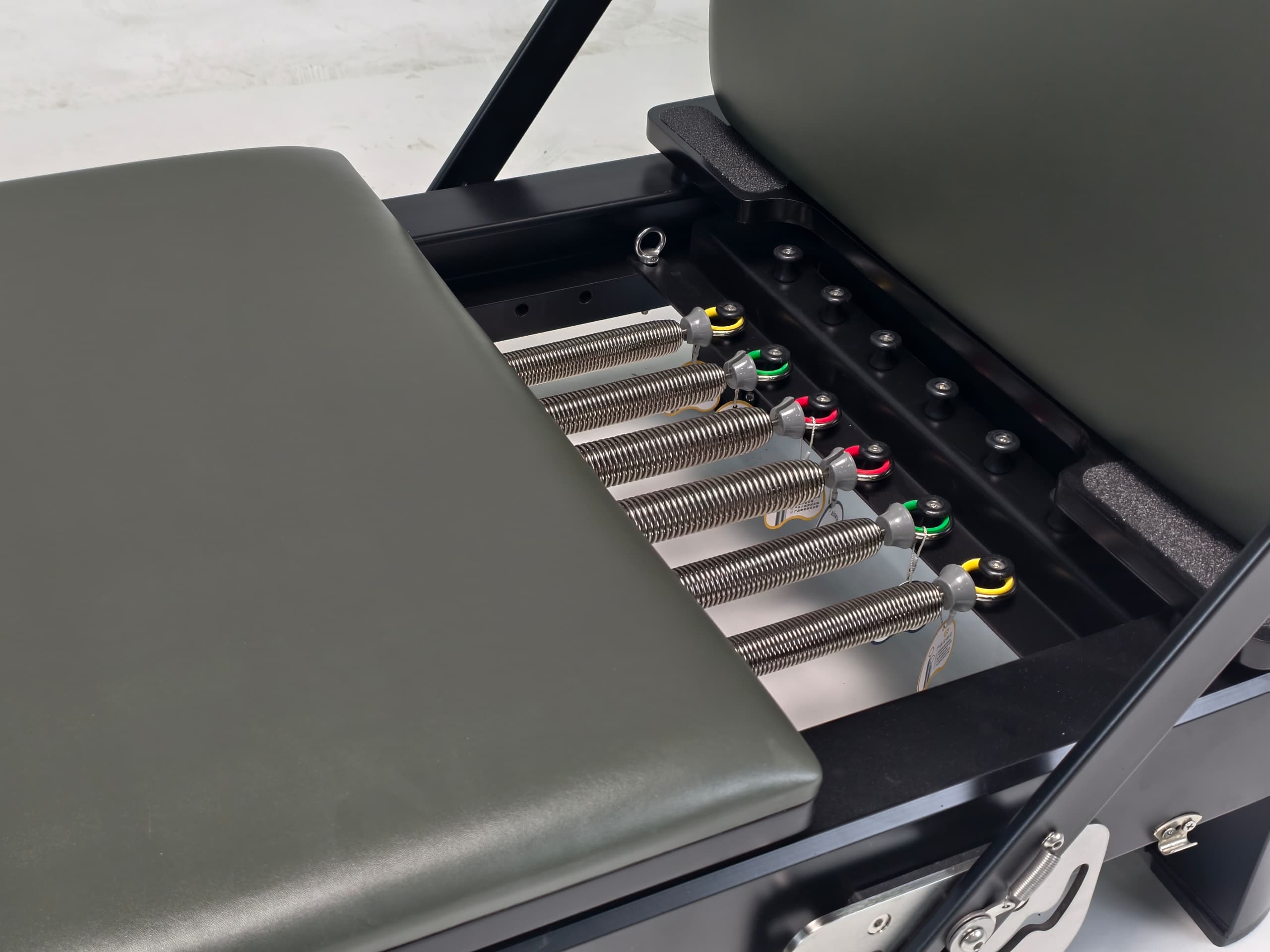 Trojan " Calma " GREEN Folding Aluminium Reformer Inc Box & Jump Board * NEW *